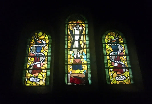 Vitrail de l’eglise de Saint Dominique, Varengeville (after) Georges Braque, 1960 - Mourlot Editions - Fine_Art - Poster - Lithograph - Wall Art - Vintage - Prints - Original